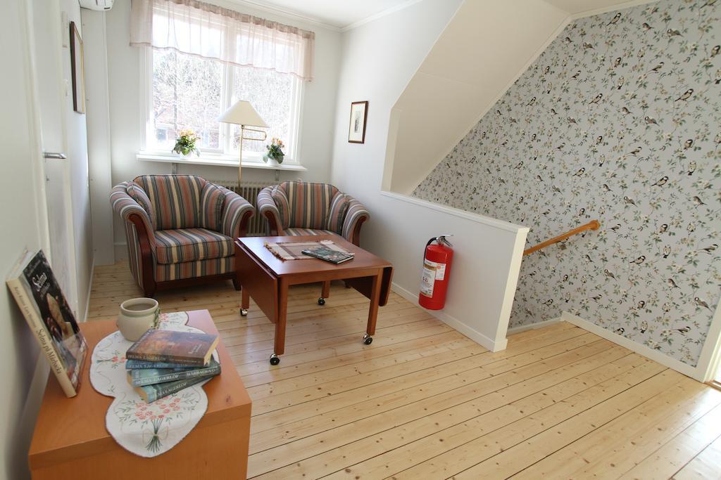 Aelvnaera Bed & Breakfast Karlstad Ngoại thất bức ảnh